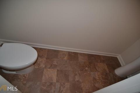 382 Stable View Loop, Dallas, GA 30132 photo 11