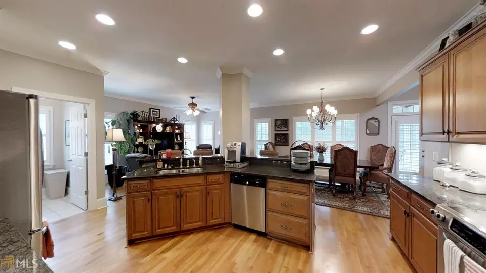  305 Broadleaf Ct, Macon, GA 31210 photo 8