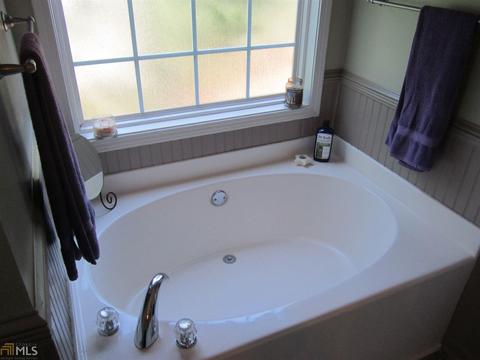 105 Heatherstone Way, Covington, GA 30016 photo 12
