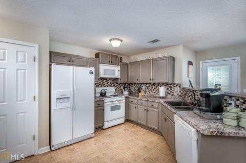 170 Glennwood Ct, Hampton, GA 30228 photo 16
