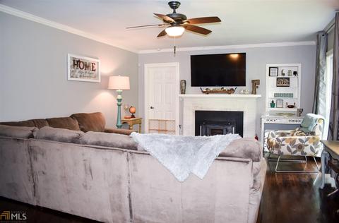 2314 N Broad Ave, Commerce, GA 30529 photo 6