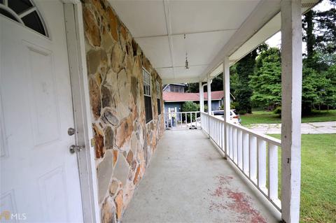 7471 Windgate Ct, Riverdale, GA 30274 photo 2
