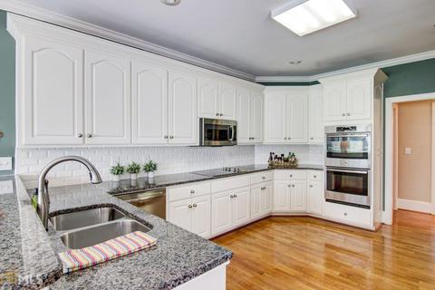 8161 Fairway Dr, Covington, GA 30014 photo 9