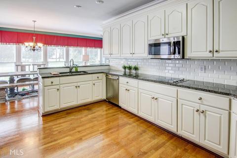 8161 Fairway Dr, Covington, GA 30014 photo 10