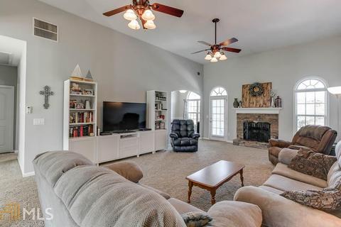 371 Emma Dr, Winder, GA 30680 photo 8