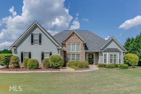 371 Emma Dr, Winder, GA 30680 photo 1