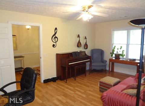 1053 Campbell Rd, Covington, GA 30014 photo 4