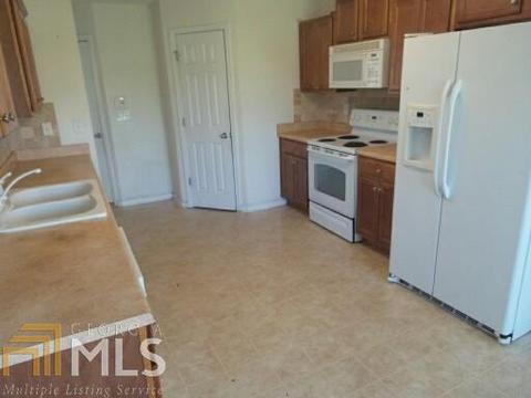 55 Sammy Ct, Covington, GA 30016 photo 10