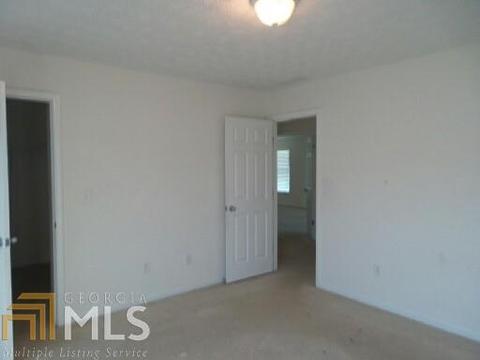 55 Sammy Ct, Covington, GA 30016 photo 12