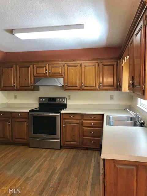 360 Fox Meadow Dr, Covington, GA 30016 photo 4