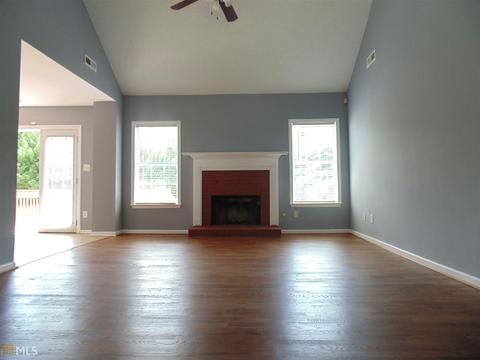 10909 Knotty Pine Pl, Hampton, GA 30228 photo 2