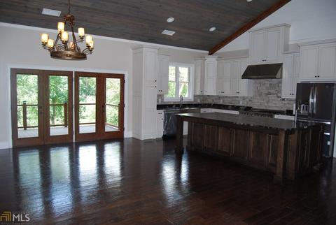 136 Thundering Waters Dr, Cornelia, GA 30531 photo 5