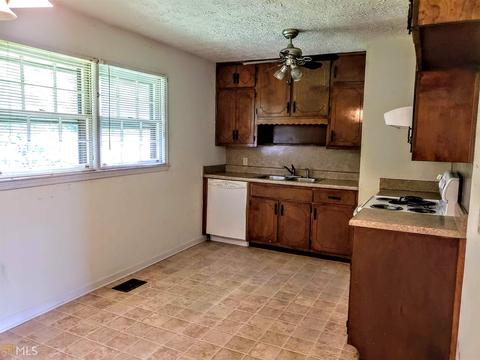 1250 Kirkland Rd, Covington, GA 30016 photo 2
