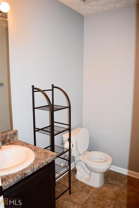 5075 Summerview Ln, Morrow, GA 30260 photo 4
