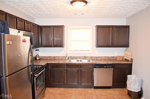5075 Summerview Ln, Morrow, GA 30260 photo 6