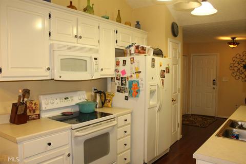 112 Jacob Ct, Forsyth, GA 31029 photo 3