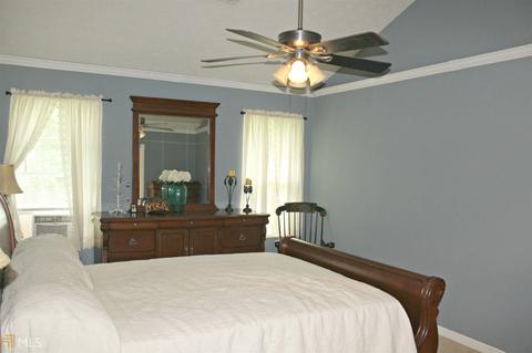 112 Jacob Ct, Forsyth, GA 31029 photo 4