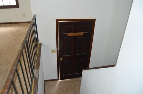 106 Hearthstone Dr, Lagrange, GA 30241 photo 3