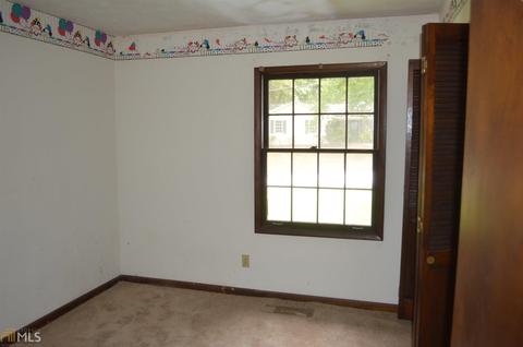 106 Hearthstone Dr, Lagrange, GA 30241 photo 9