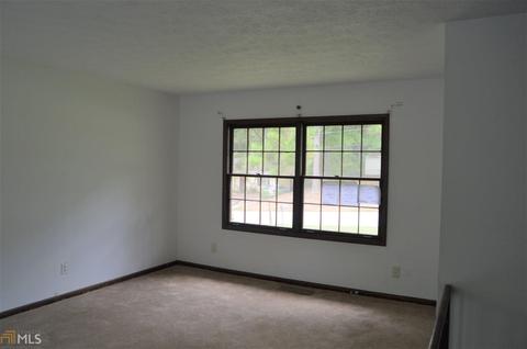 106 Hearthstone Dr, Lagrange, GA 30241 photo 4