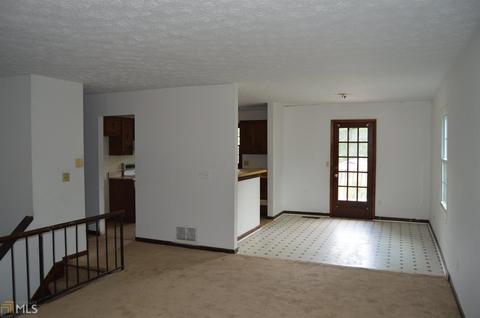 106 Hearthstone Dr, Lagrange, GA 30241 photo 5