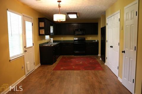 40 Avery Dr, Covington, GA 30016 photo 4