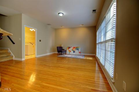 5001 Tottenham Ct, Suwanee, GA 30024 photo 10