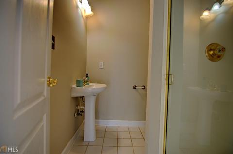 5001 Tottenham Ct, Suwanee, GA 30024 photo 12