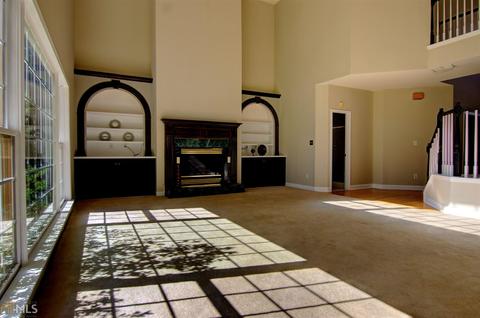 5001 Tottenham Ct, Suwanee, GA 30024 photo 3