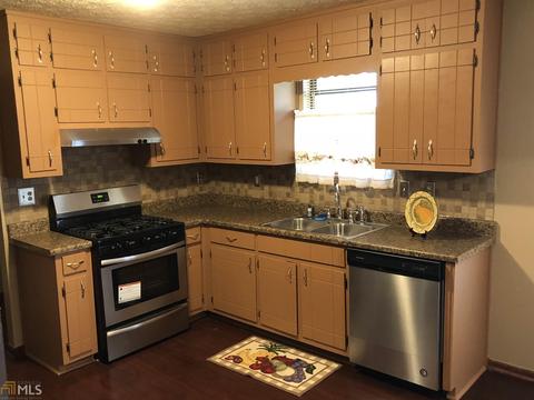 3080 Brook Ln, Rex, GA 30273 photo 4