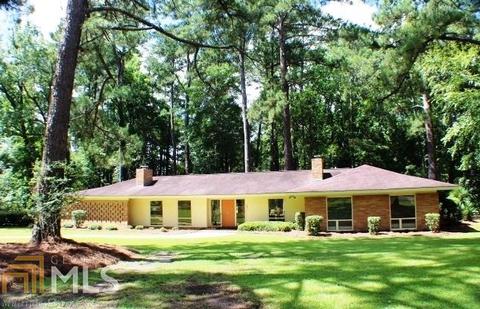 1817 Pine Forest Cir, Dublin, GA 31021 photo 2