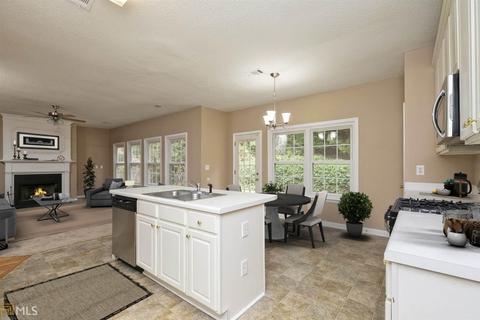 2155 Pendleton Pl, Suwanee, GA 30024 photo 4
