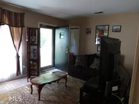 116 Sir Lancelot St, Lagrange, GA 30241 photo 2