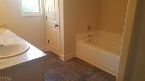 325 Thoroughbred, Monroe, GA 30655 photo 8