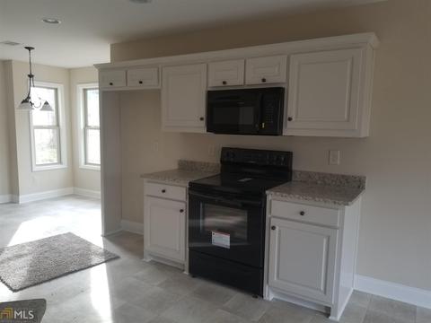 207 Manor Ml, Commerce, GA 30529 photo 3