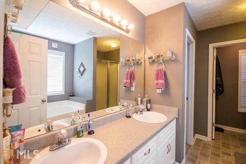 534 Emerald Pointe Trl, Monroe, GA 30655 photo 17