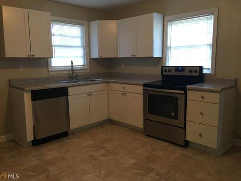 404 E Marable St, Monroe, GA 30655 photo 2