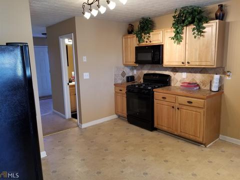 120 Hazelhurst Dr, Covington, GA 30016 photo 3