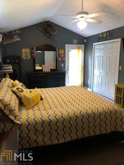 446 Clydes Way, Jackson, GA 30233 photo 9