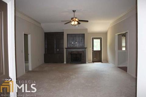 105 Copper Creek Dr, Lagrange, GA 30240 photo 2