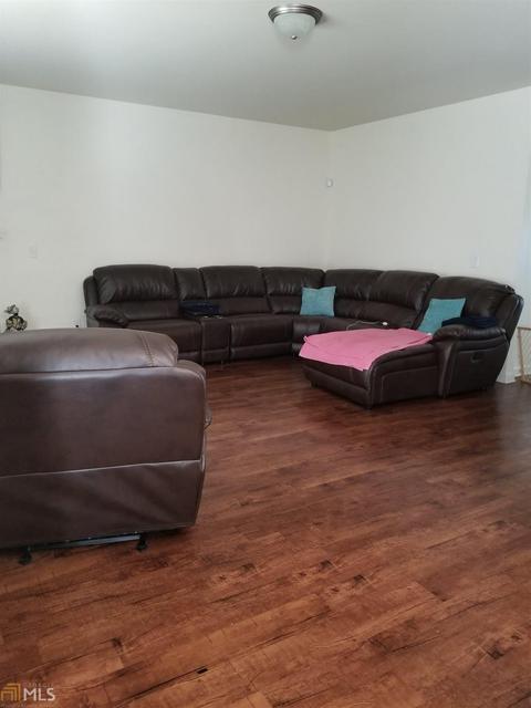 1183 Paris Dr, Hampton, GA 30228 photo 4