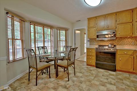 140 Bradley Pl, Mcdonough, GA 30253 photo 9