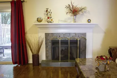 3477 Ashwood Ln, Chamblee, GA 30341 photo 12