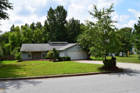 1303 Foxvale Dr, Hampton, GA 30228 photo 4