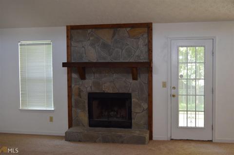 1303 Foxvale Dr, Hampton, GA 30228 photo 8