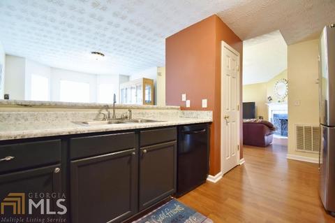105 Vineyard Dr, Athens, GA 30607 photo 9
