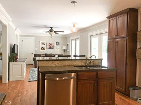 769 Beverly Dr, Gainesville, GA 30501 photo 8