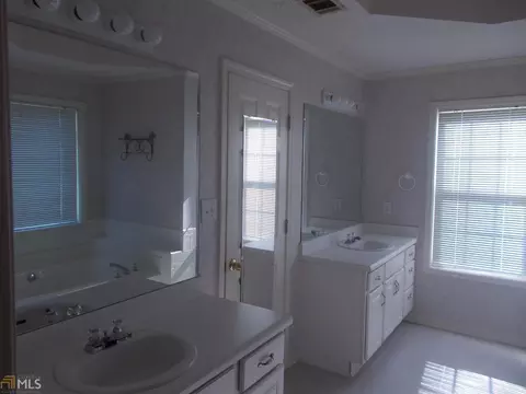 200 Thorne Wood Ln, Hampton, GA 30228 photo 17
