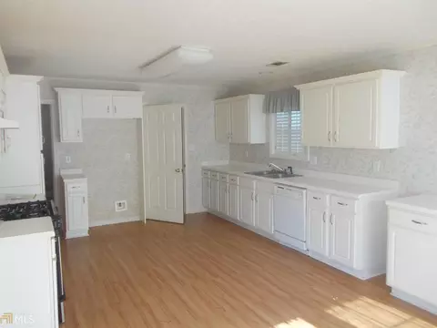 200 Thorne Wood Ln, Hampton, GA 30228 photo 7