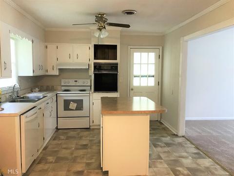124 Limestone Rd, Cochran, GA 31014 photo 2
